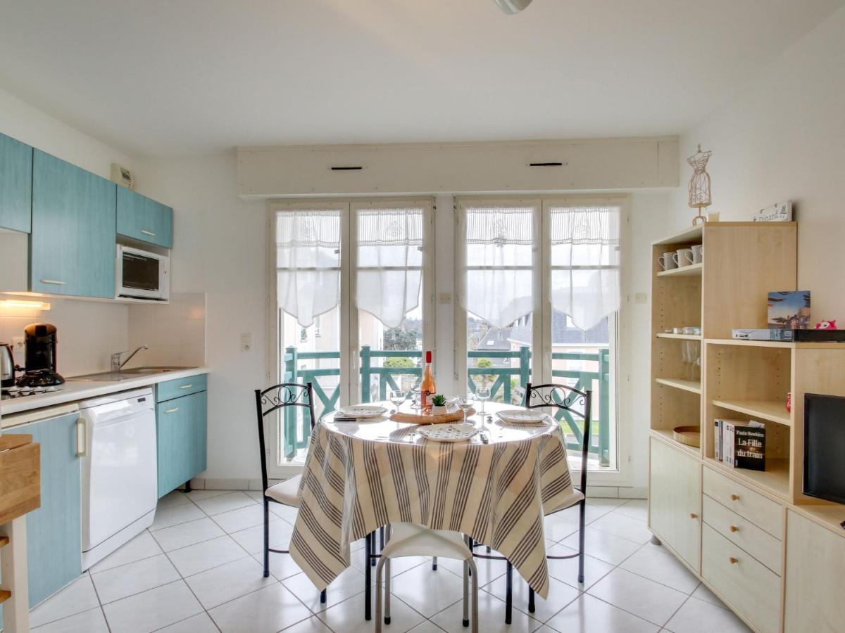 Apartment Residence Des Tennis-1 By Interhome Динар Экстерьер фото