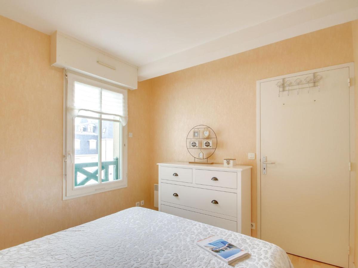 Apartment Residence Des Tennis-1 By Interhome Динар Экстерьер фото